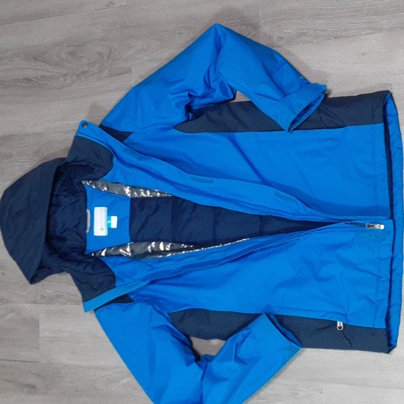 Columbia Insulated Omni-Tech Coat - Picture 8 of 14